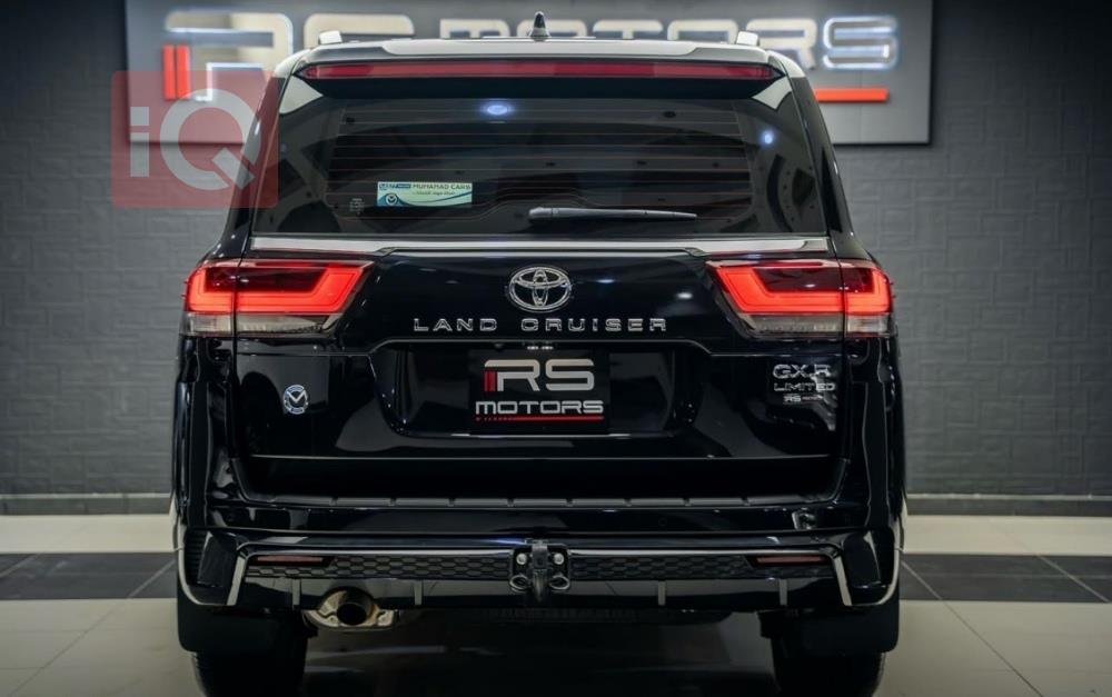 تويوتا لاندكروزر